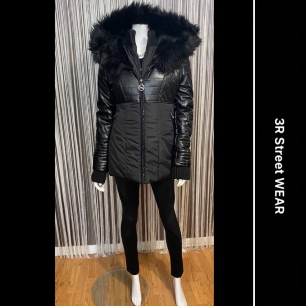 🔻SALE🔻3R🔹NEW CONDITION